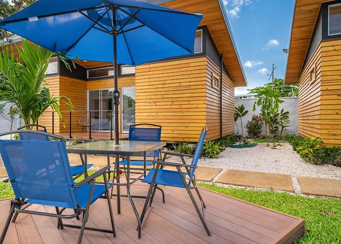 Apartment Walk To Shops & Eats! Cozy Playas Del *